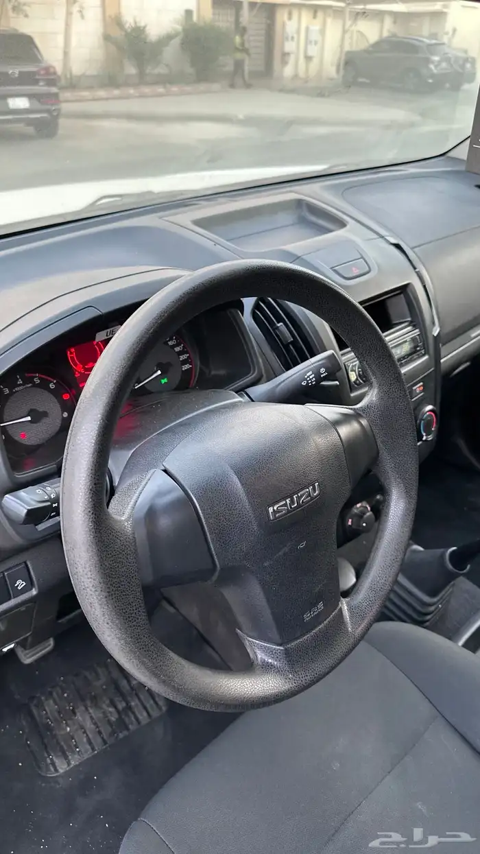 ايسيزو ديماكس دبل 2023 26