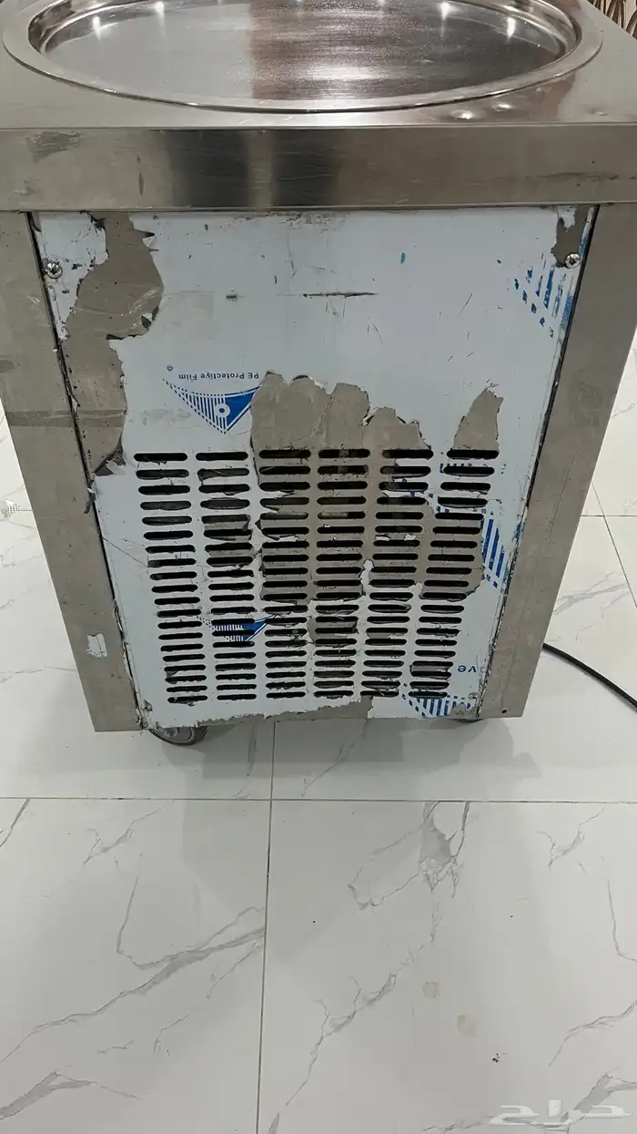 مكينة اسكريم عليه الصج ب 700 1