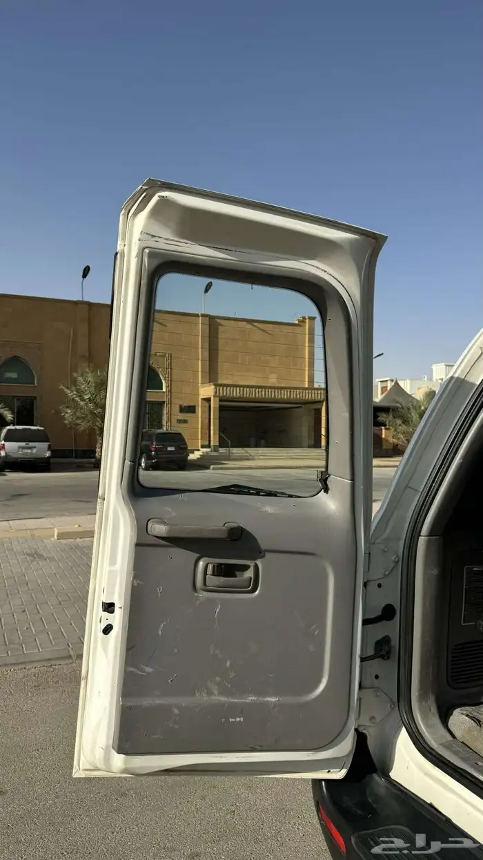 لاندكروزر جي استاندر 2007 42