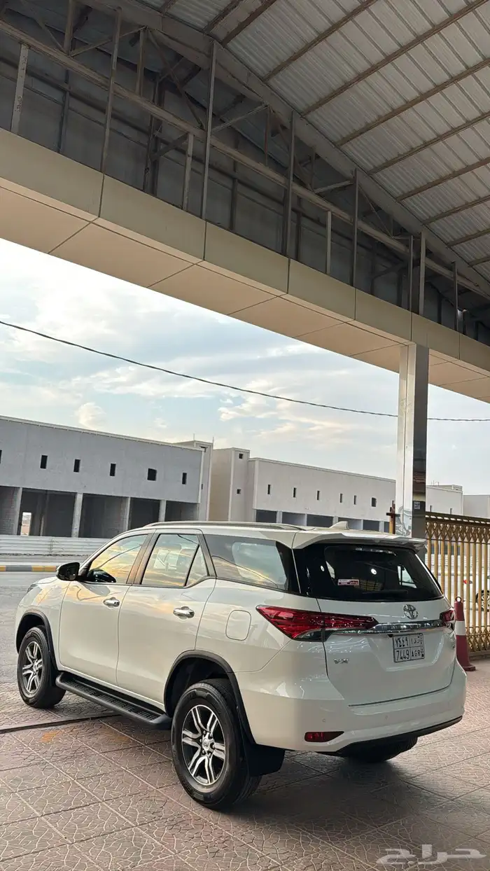 فورتنر 2021 سعودي (( 6 سلندر )) 12