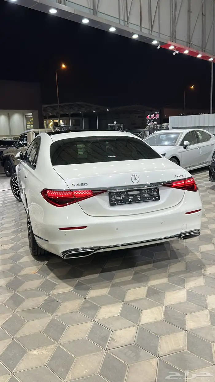 مرسيدس S450 وارد قطر بنزين 2023 العداد 18 الف فقط شرط الفح 3