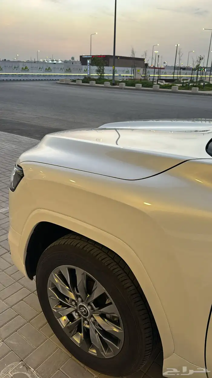 تويوتا جكسار 2024 L4 سعودي فل كامل 8