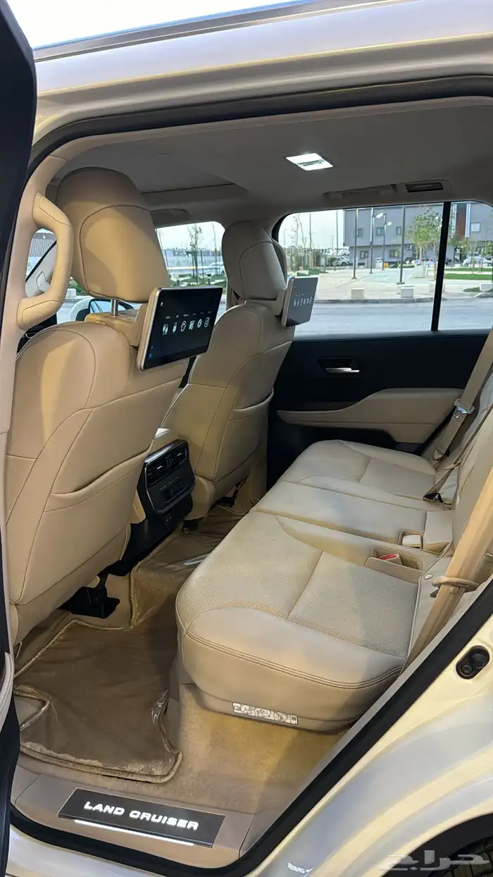 تويوتا جكسار 2024 L4 سعودي فل كامل 14