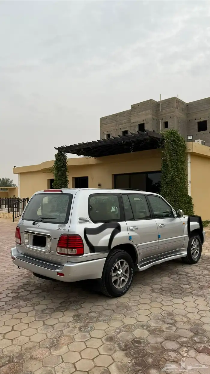 لكزس LX470 بريمي 2006 عداد 378 الف فقط 68
