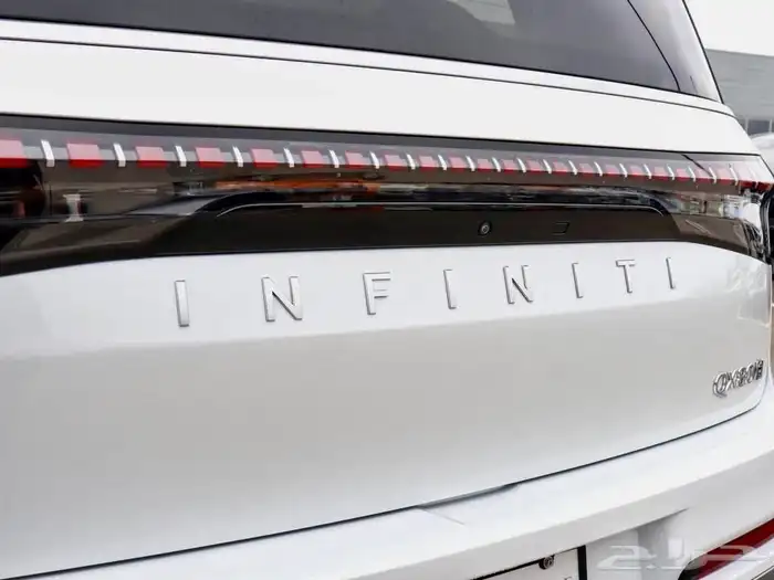 للبيع انفنتي QX80 موديل 2025 فئه SENSORY وارد كندا 23