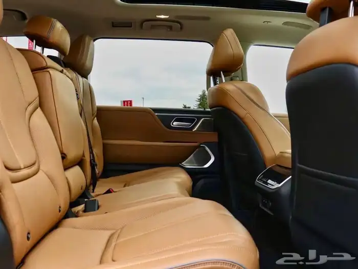 للبيع انفنتي QX80 موديل 2025 فئه SENSORY وارد كندا 17