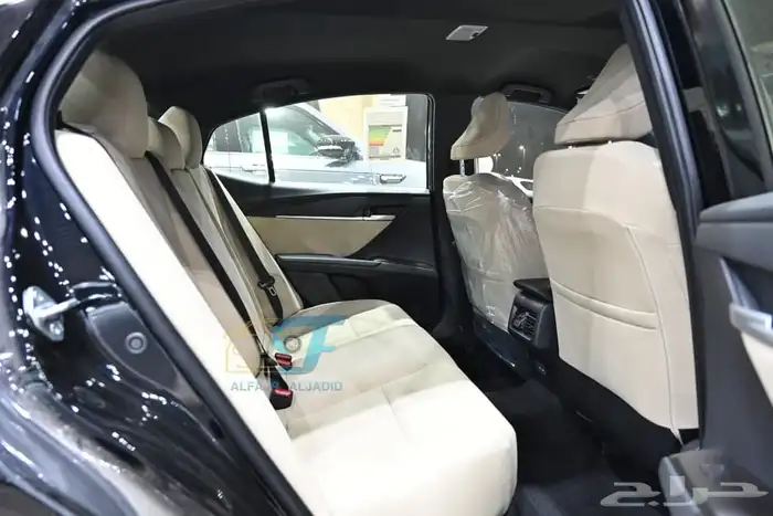 كامري LE بنزين 2025 19