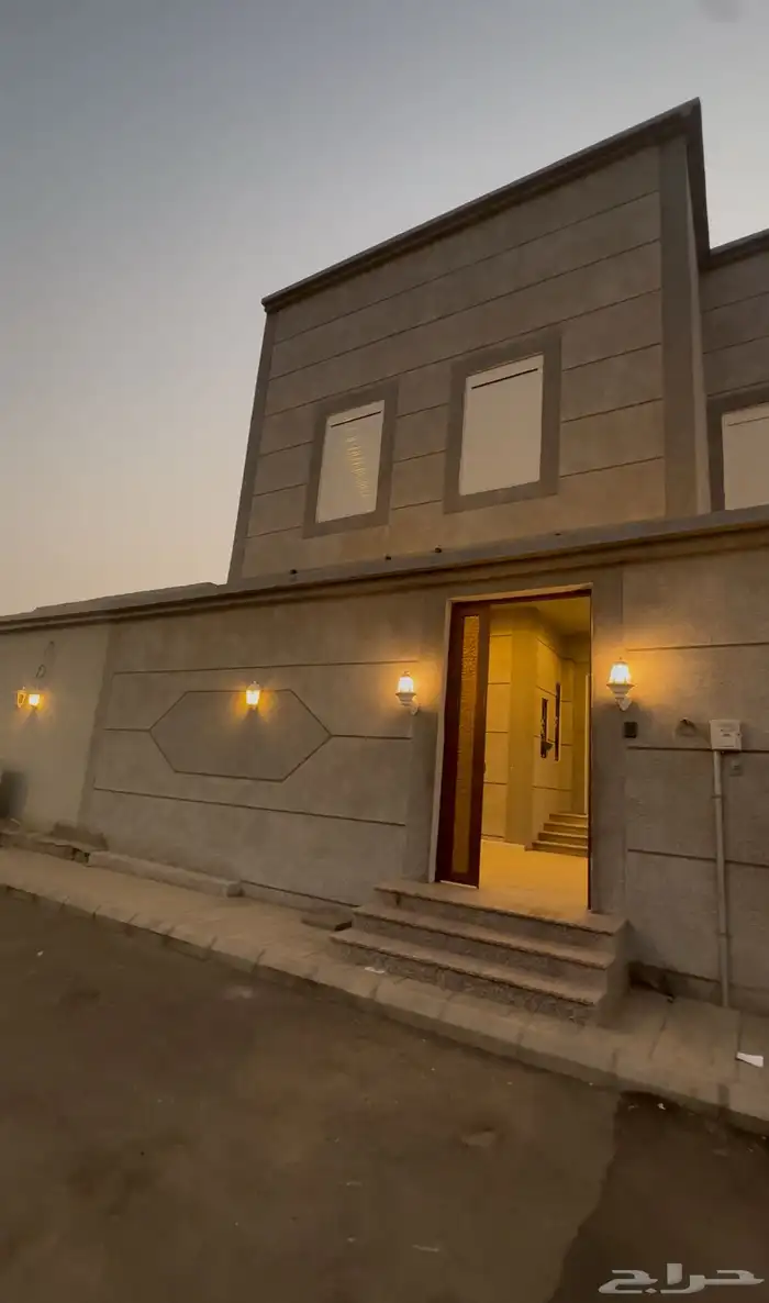 فيلا للبيع في حي الفروسيه 1