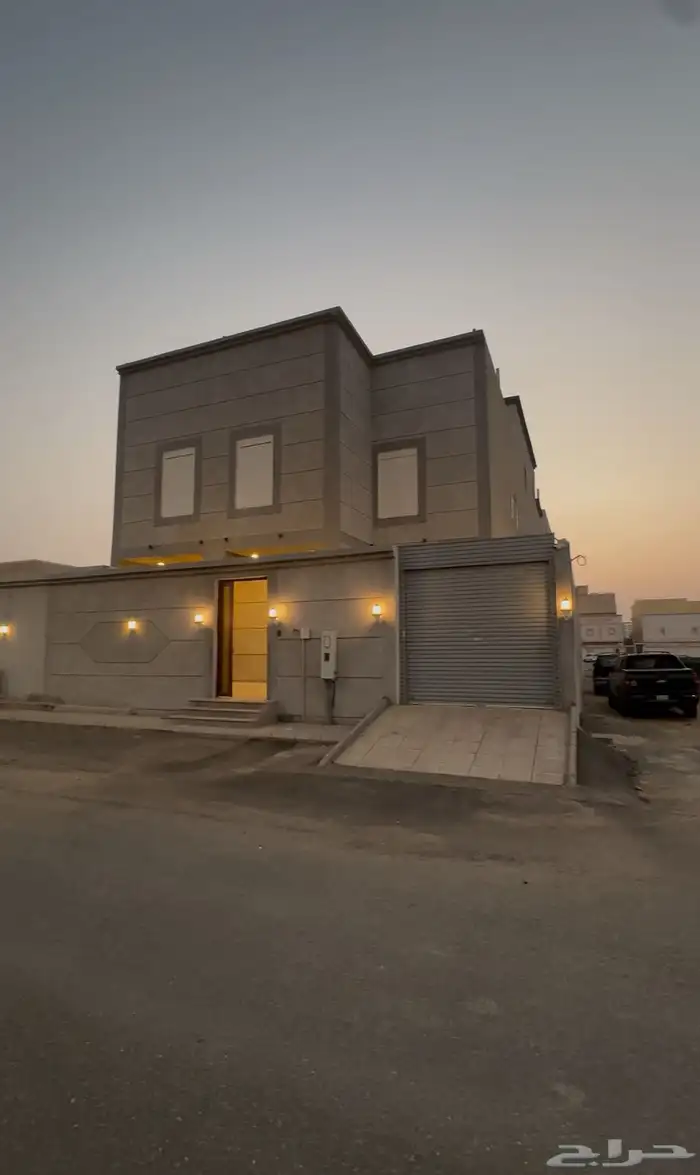 فيلا للبيع في حي الفروسيه 0