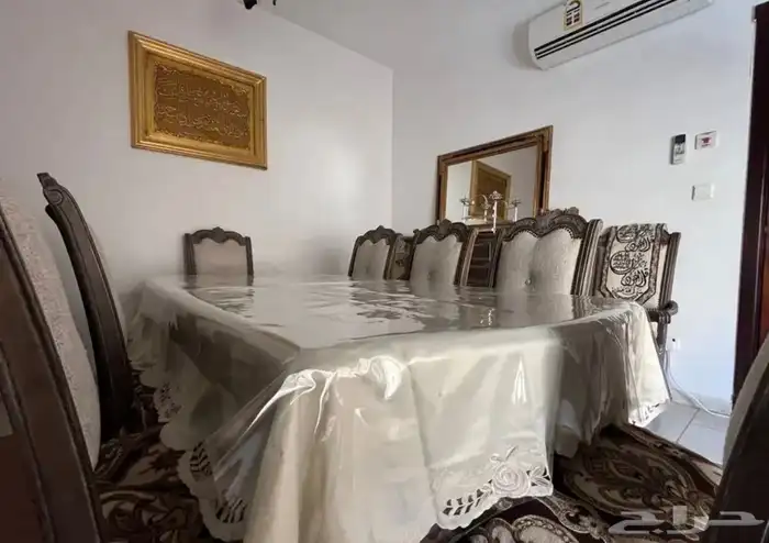 طاولة 10 كراسي مع بوفيه 3