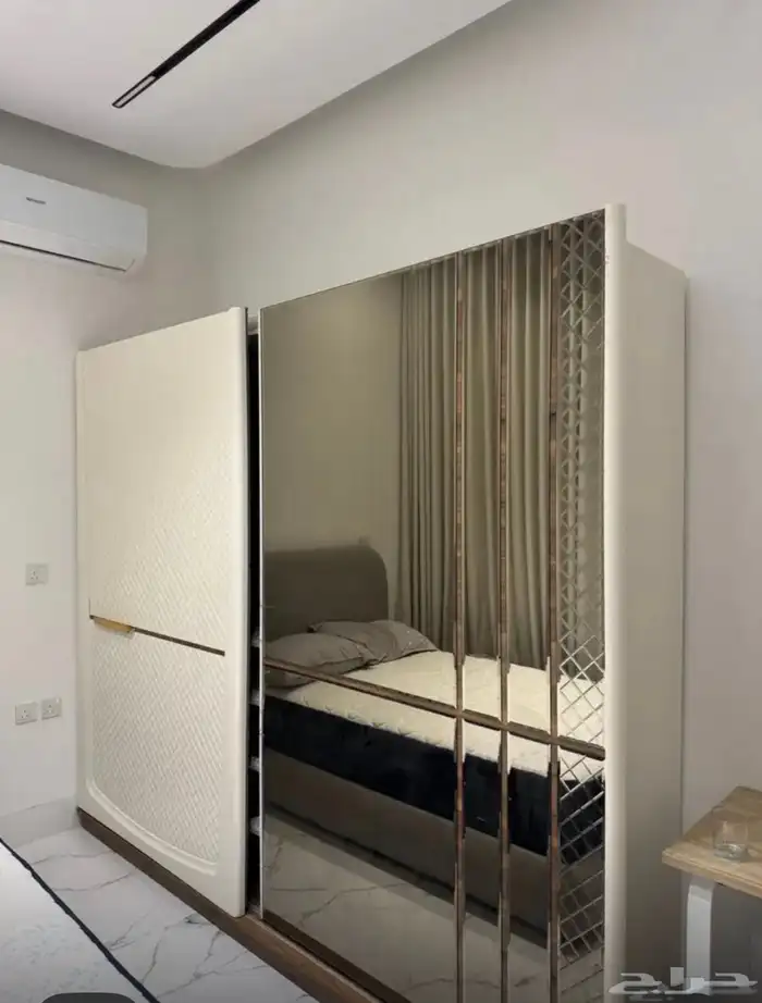 غرفة نوم  خزانه  دولاب -تسريحه -2كومدينه 0