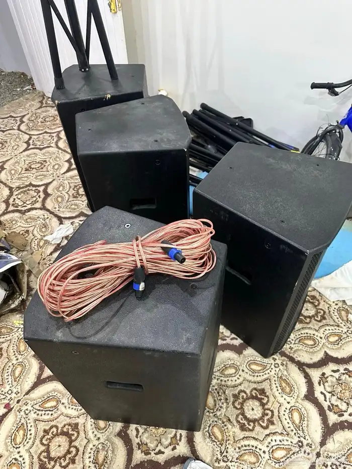 سماعات و جهاز مكسر للبيع 2