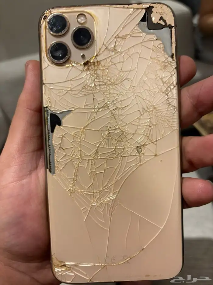 ايفون 11 بروماكس 3