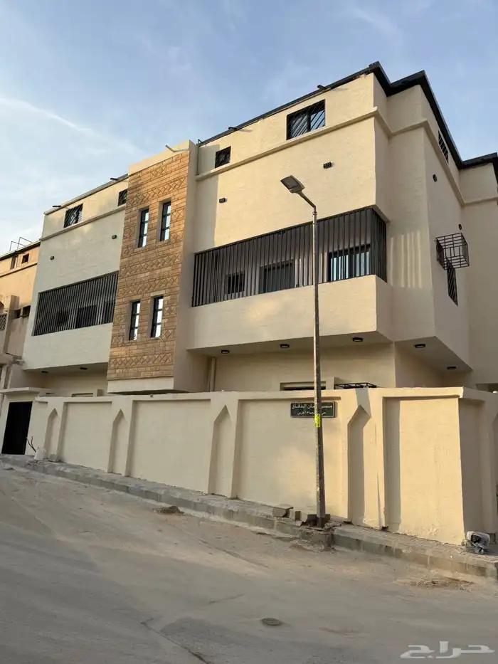 عمارة سكنية للإيجار بحي ام الحمام الشرقي 0