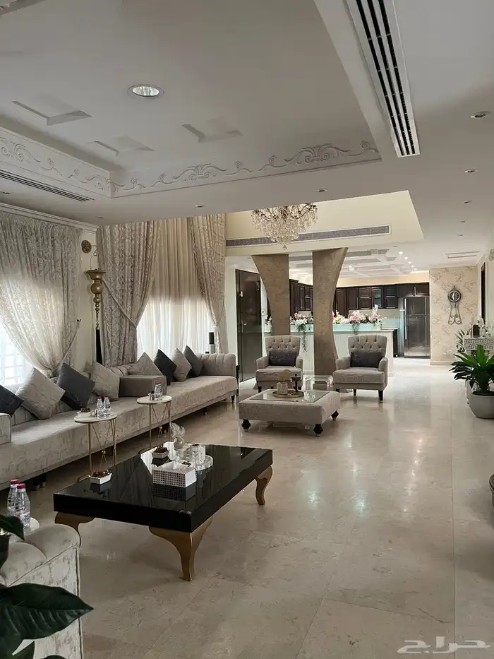 فيلا للبيع بحي الفلاح 1