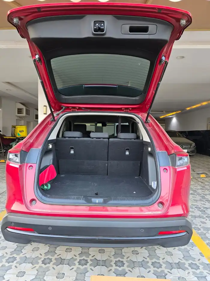 Honda HR-V 2024 نص فل 4