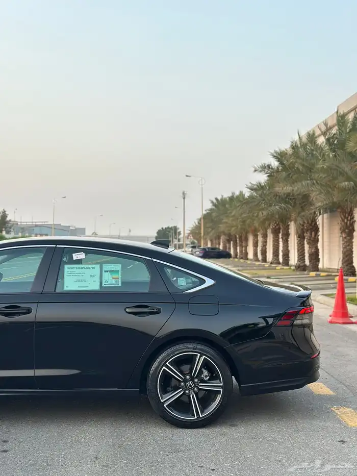 هوندا اكورد 2023 هايبرد سبورت 5