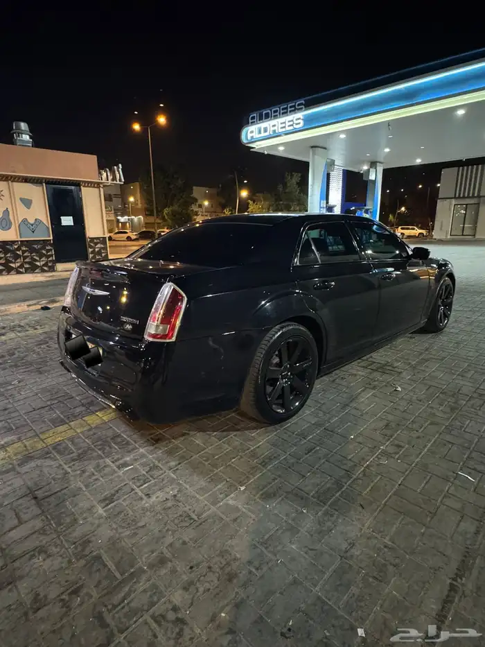 كرايزلر SRT 2012 4