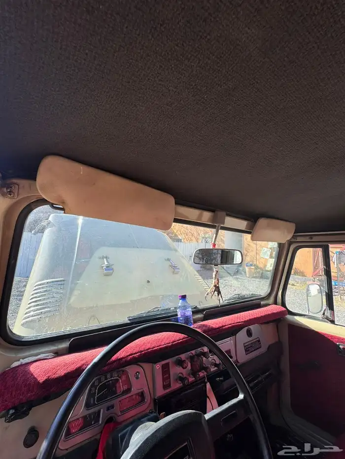 جيب ربع عشه موديل 84 49