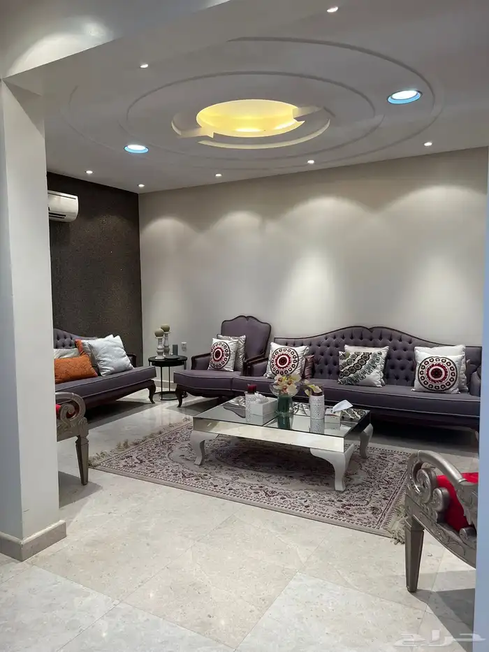 فيلا للبيع بحي الفلاح 6