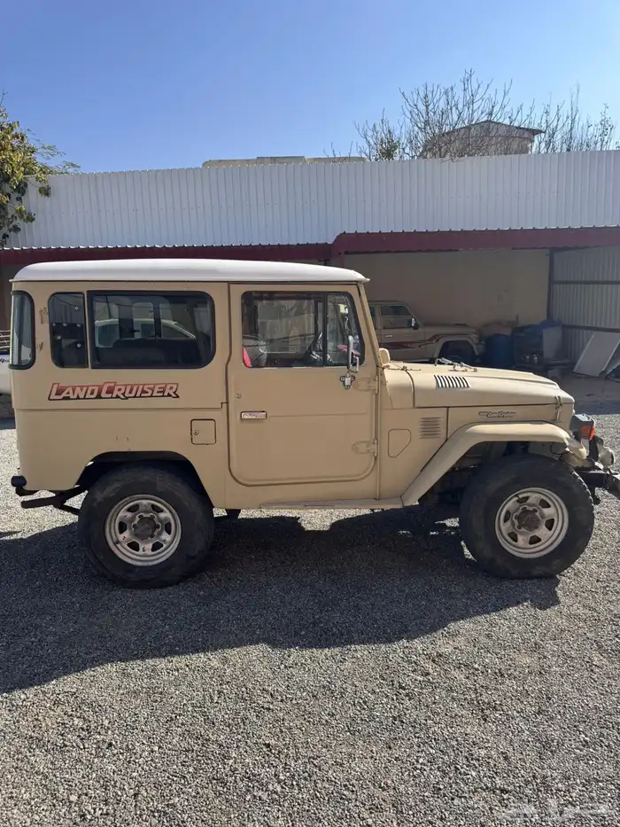 جيب ربع عشه موديل 84 4