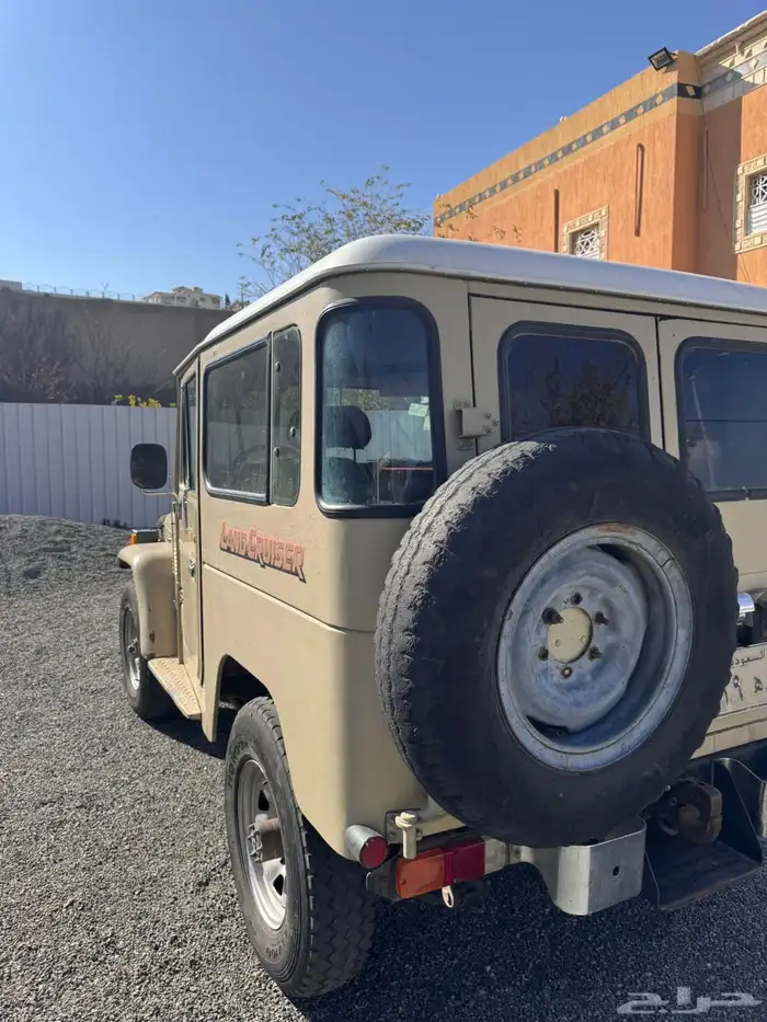 جيب ربع عشه موديل 84 2