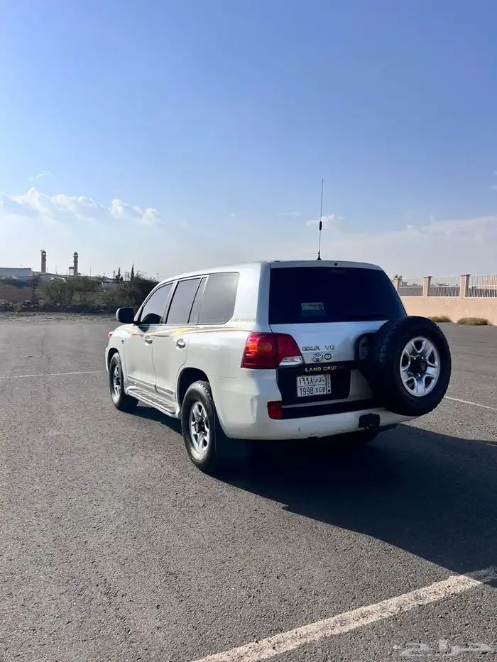 لاندكلوزر 2009 0