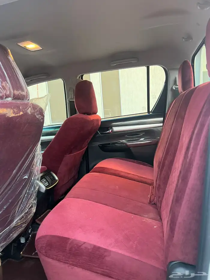 هايلكس 2025 بريمي 14