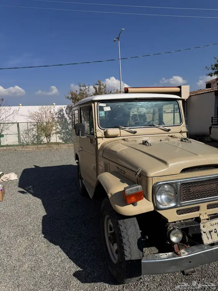 جيب ربع عشه موديل 84 3