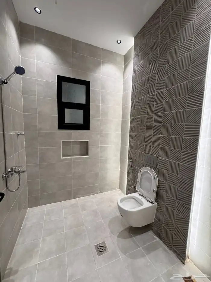 ادوار متكرره فاخره للبيع بحي الرحاب 13