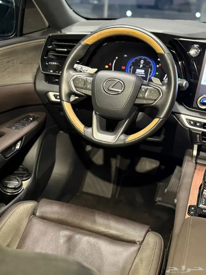 لكزس RX 350 BH 2024 10