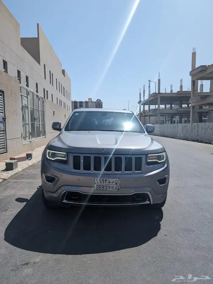 قطع تشليح جيب جراند شيروكي 0