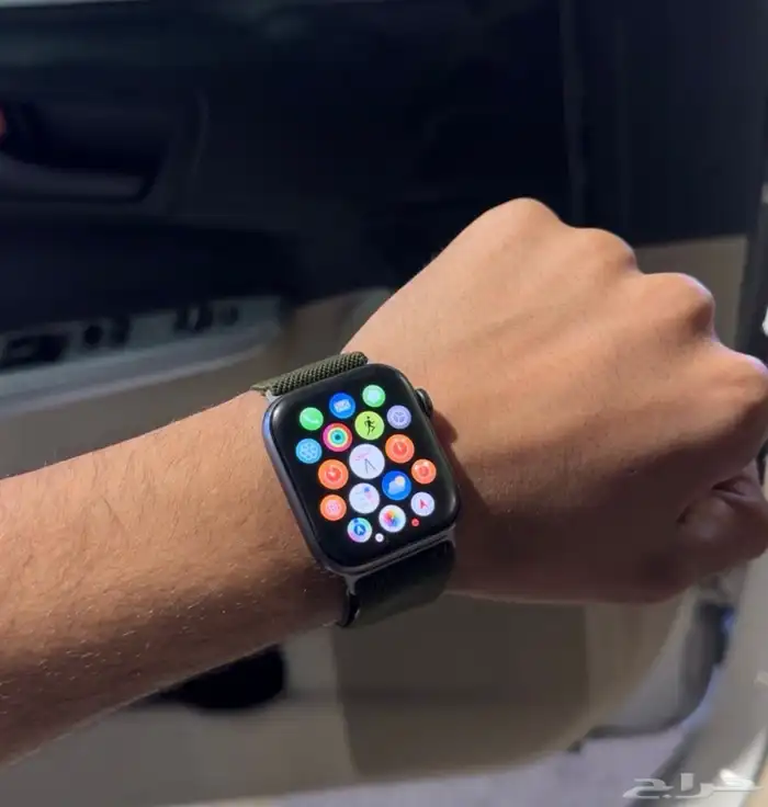 ساعة ابل ووتش اصدار 5 مقاس 44 0