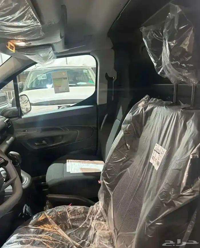 فيات دوبلو فان بضاعه ديزل قير عادي موديل 2025 5