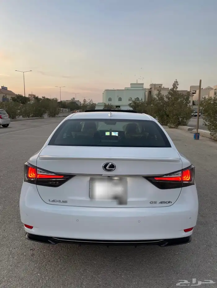 للبيع لكزس GSموديل 2019 3