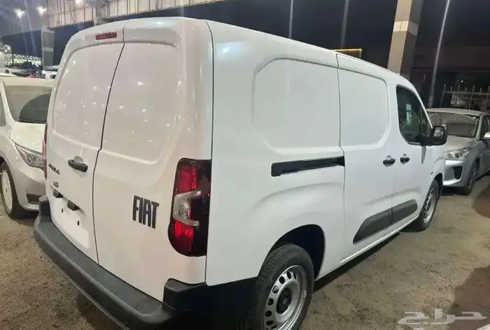 فيات دوبلو فان بضاعه ديزل قير عادي موديل 2025 6