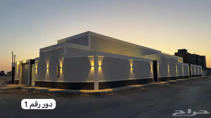 اعرض لكم عقارين ادوار ارضيه كل دور بصك مستقل راس بلكه 26