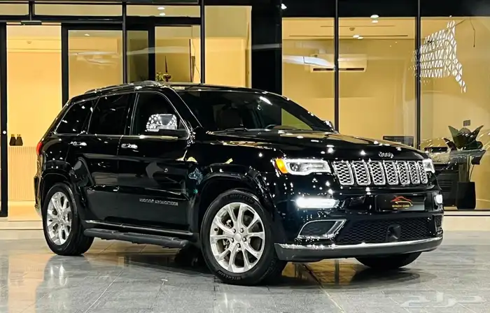 جيب شروكي 2021 ساميت (عرض خاص) 1