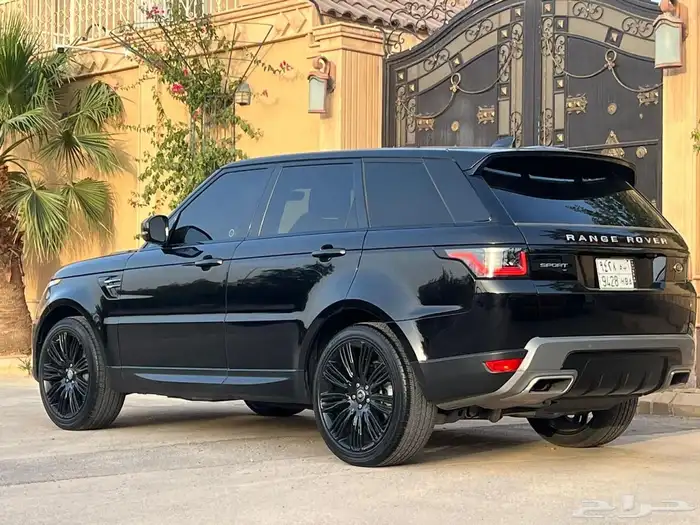 رنج روفر سبورت ديزل 2021 ( بحالة الوكالة ) 3