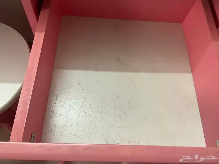 مستعمل جديد يوجد من كل شي اثنين مع سريرين مجانا  حديد 8