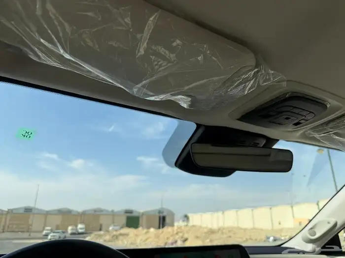 للبيع تويوتا كراون موديل 2023 هايبرد نضيفه جدا  ممشي قليل 11