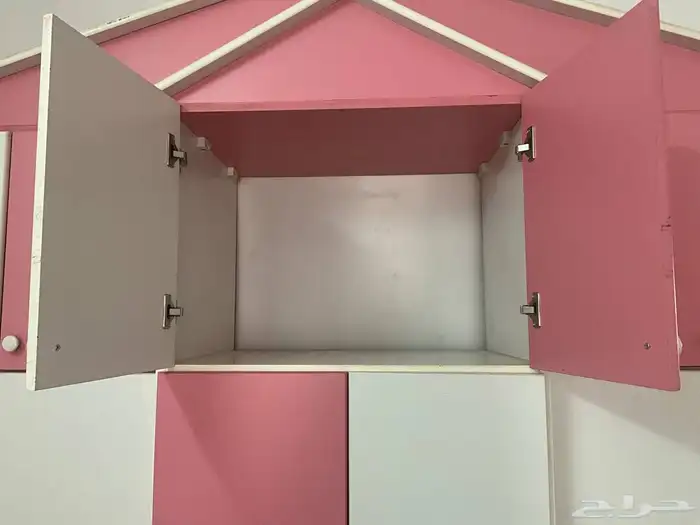 مستعمل جديد يوجد من كل شي اثنين مع سريرين مجانا  حديد 17