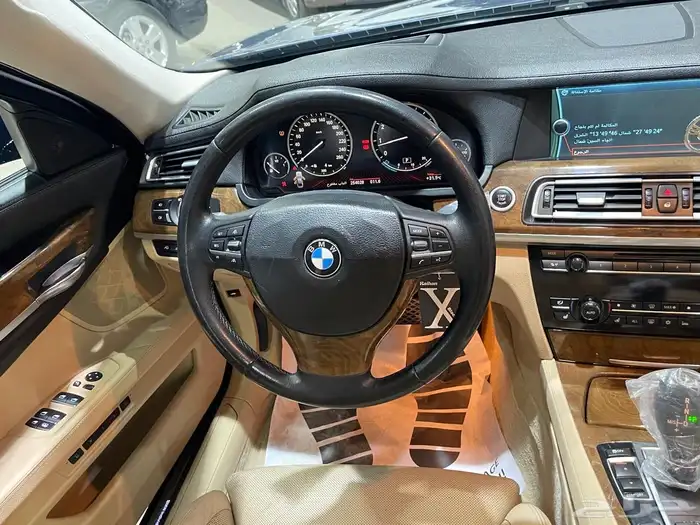 بي ام دبليو 750Li 2011 14