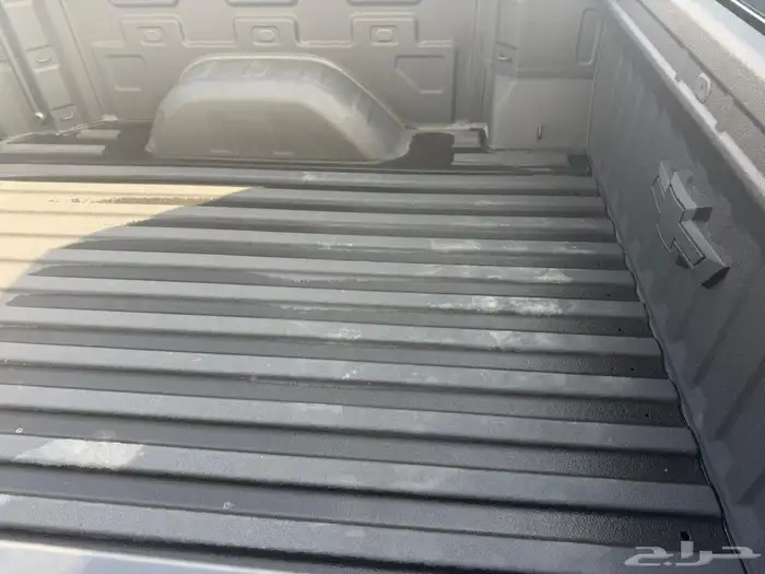 سلفرادو تريل بوس 2025 10