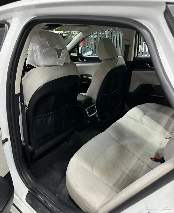 كيا K5 مطور 2021 لدى معرض(عبيد الرشيدي) 31