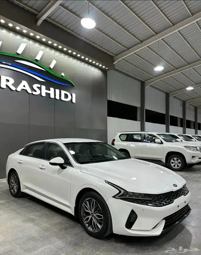 كيا K5 مطور 2021 لدى معرض(عبيد الرشيدي) 16
