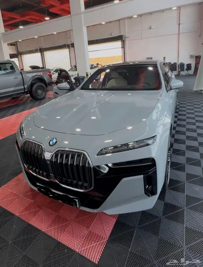 بي ام دبليو BMW 735i M-Kit 2024 فل كامل 0
