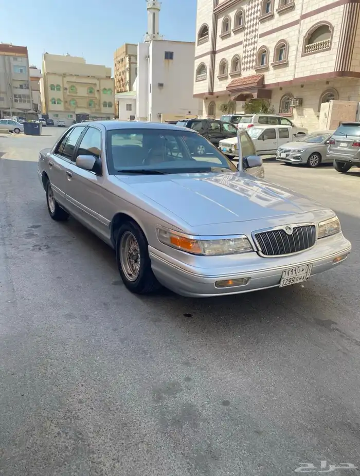 سياره فورد قراند ماركيز 1997 4