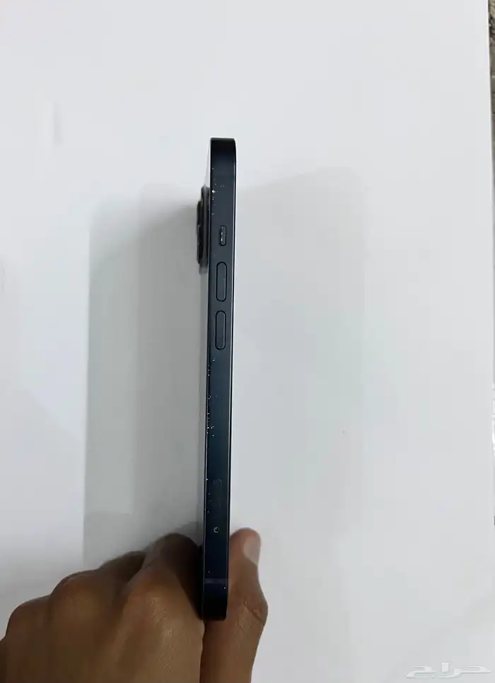 ايفون 13 عادي 12