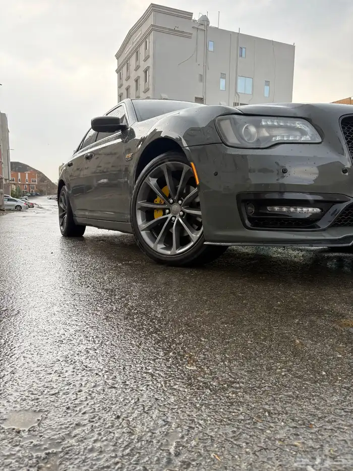 كريزلر C300 2011 1